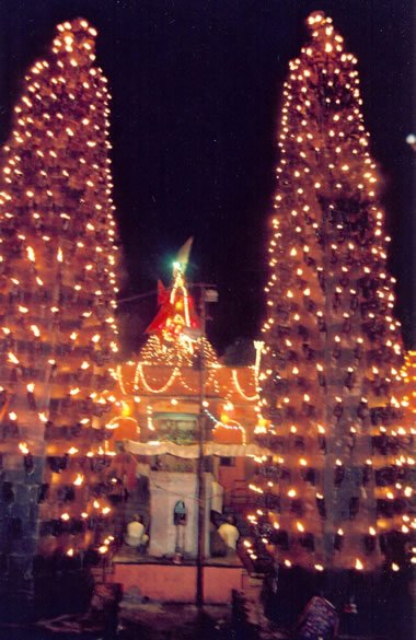 Maa Harsiddhi 13th Shaktipeeth Ujjain & 1000-Lamp Deepstambha Lighting